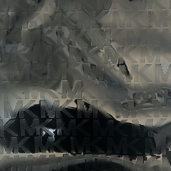 Black Michael Kors Tote Bag - Picture 3 of 8